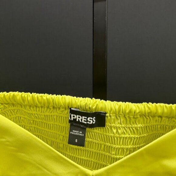 Express Puff Sleeve Corset Tie Sleeve Smocked Cropped Top - Picture 3 of 5